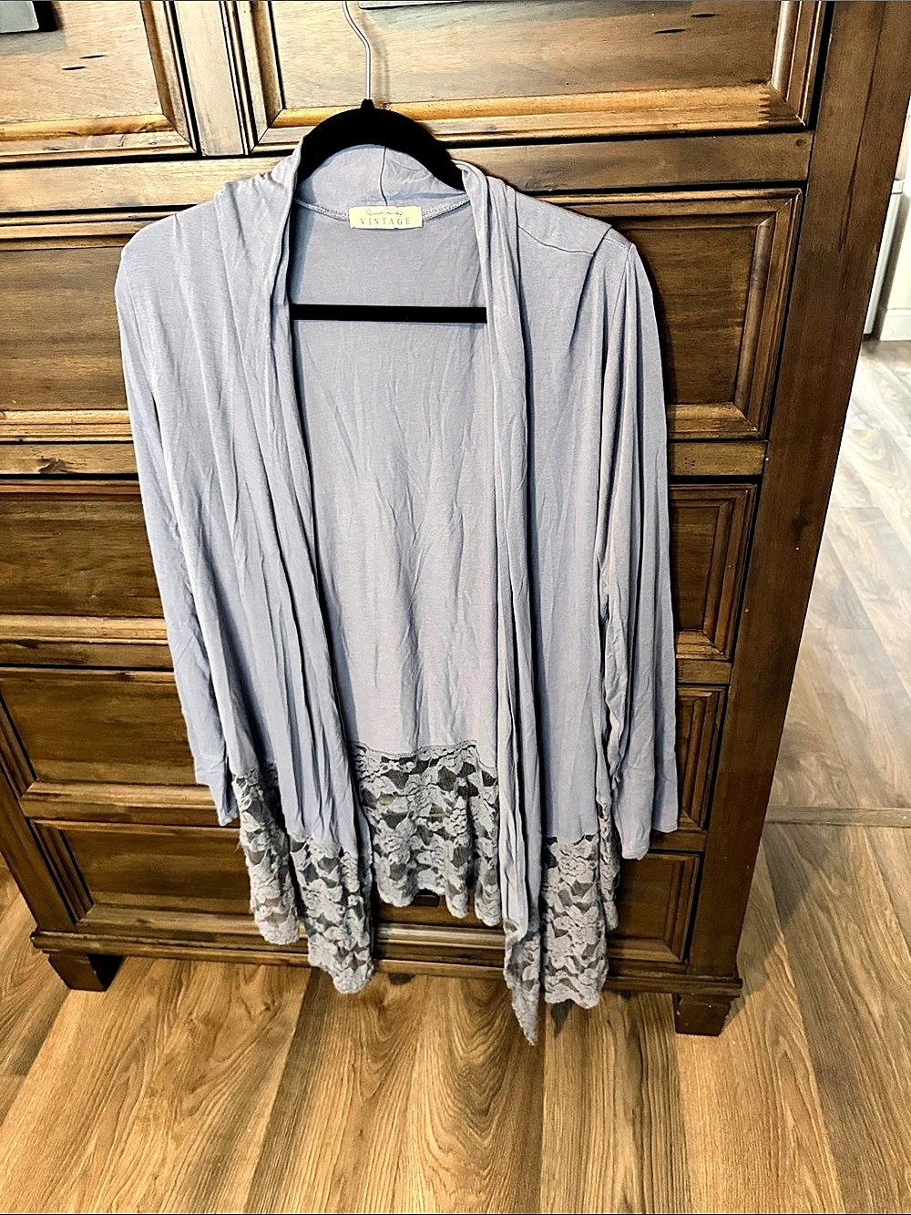 Vintage Open Front Lace Hem Cardigan in lilac-grey Like New